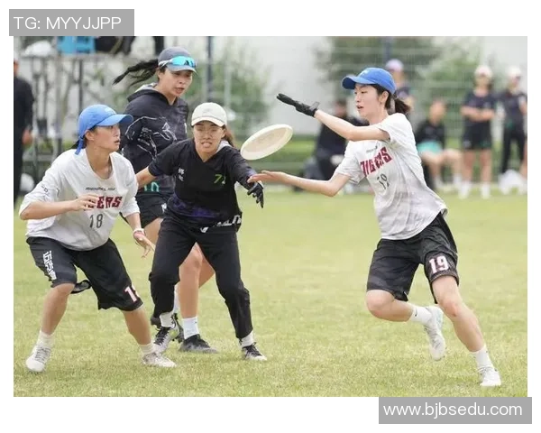 刘丽独家分享飞盘技巧与心得体会助你轻松提升飞盘水平